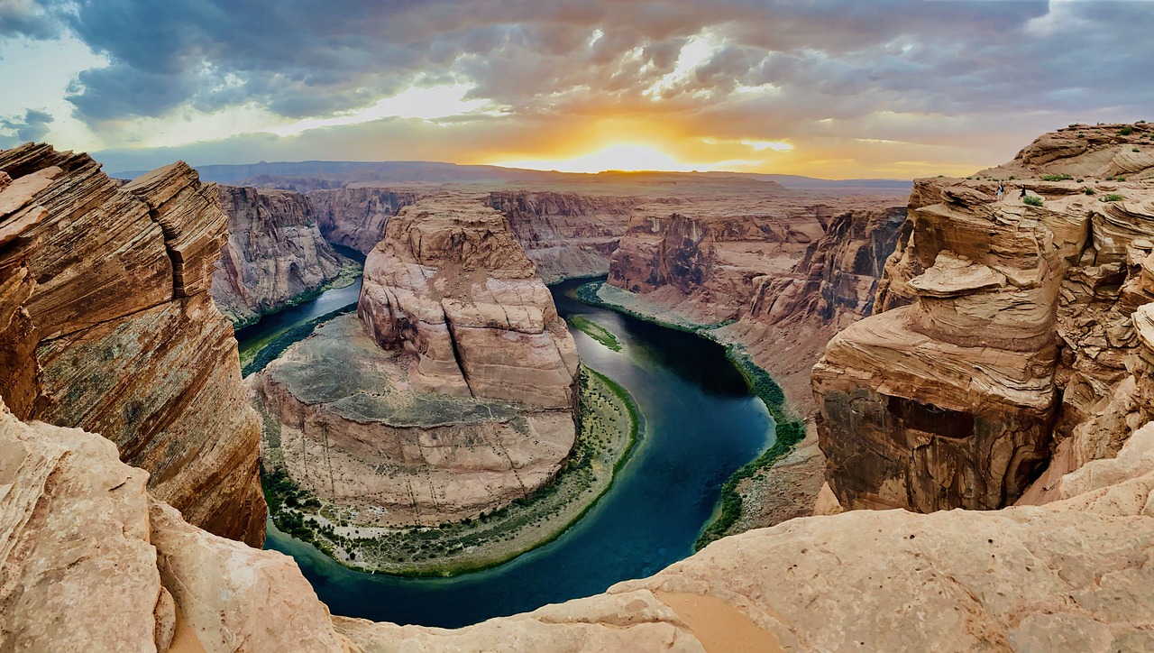 horseshoe bend